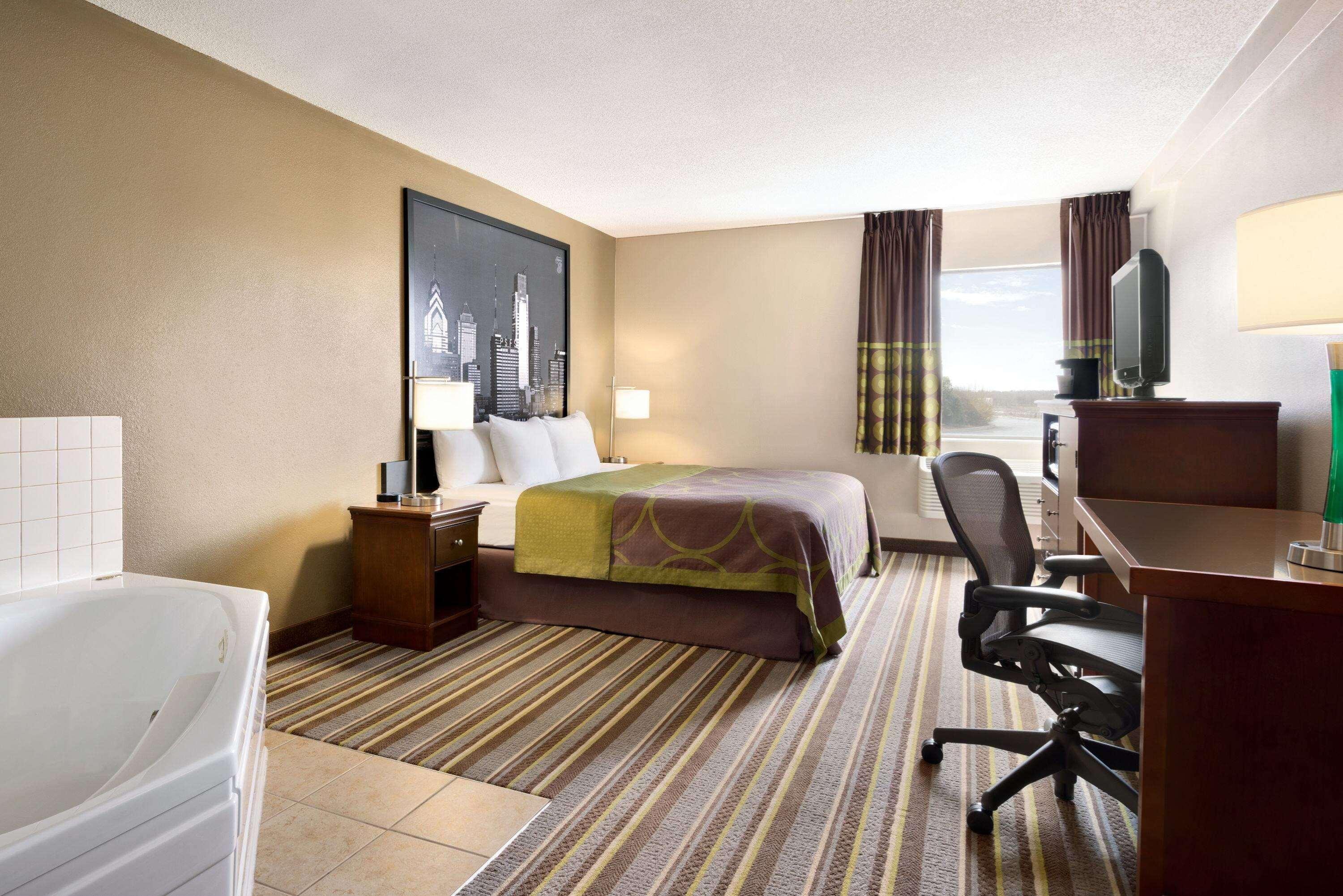 Super 8 By Wyndham Chambersburg I-81 Hotel Exterior photo