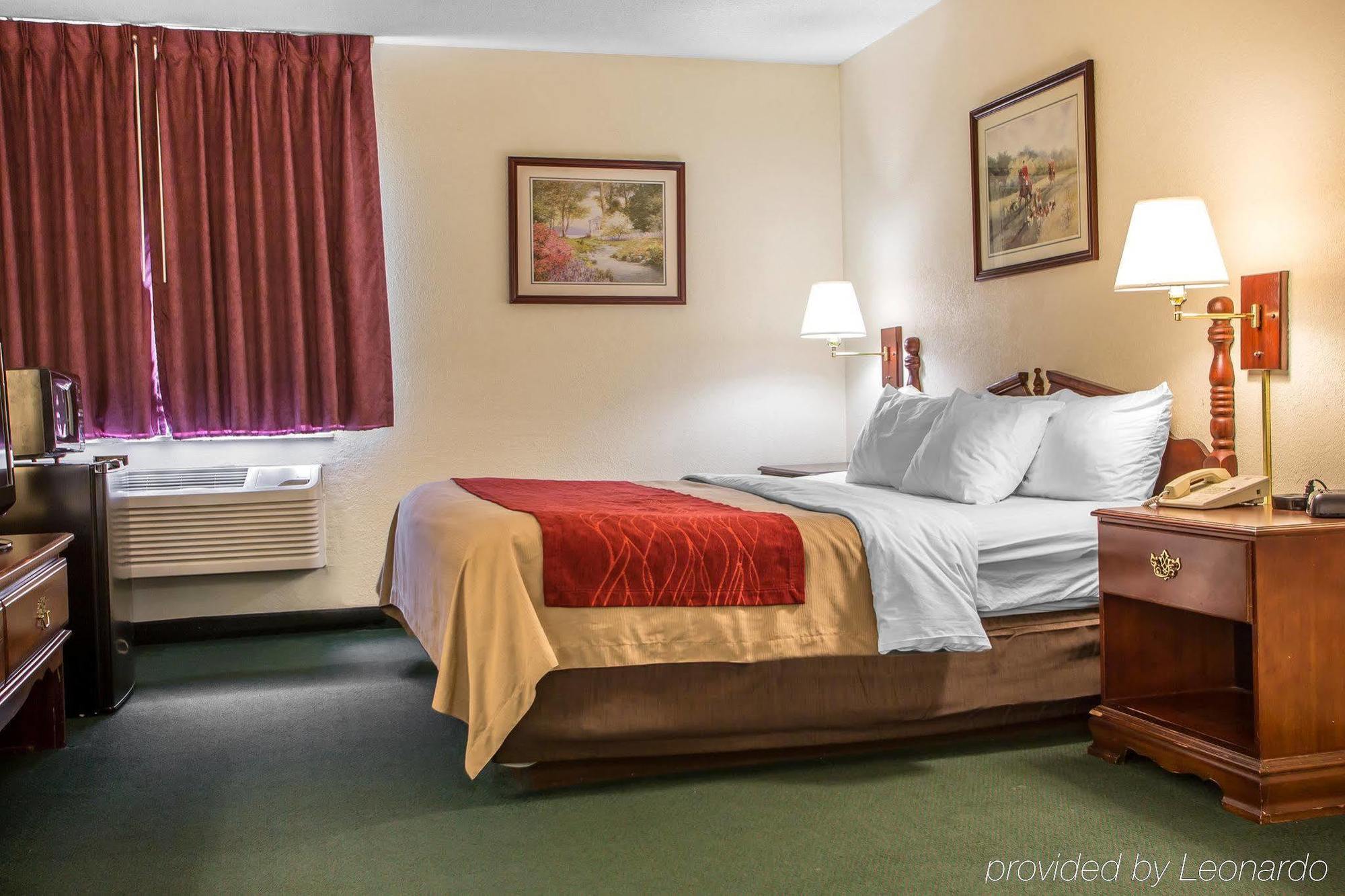Super 8 By Wyndham Chambersburg I-81 Hotel Exterior photo
