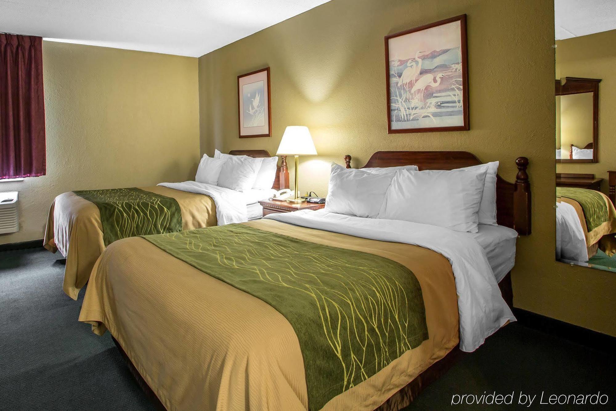 Super 8 By Wyndham Chambersburg I-81 Hotel Exterior photo